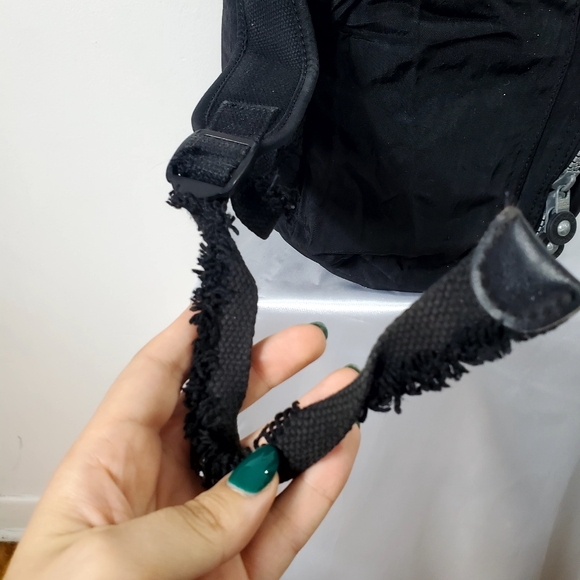 Kipling Black Backpack One Pocket Adjustable Straps - Picture 4 of 12